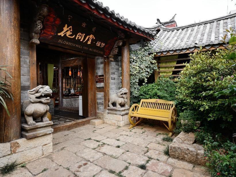 Blossom Hill Inn - Neverland Lijiang  Exterior photo