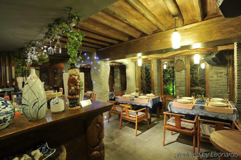Blossom Hill Inn - Neverland Lijiang  Restaurant photo